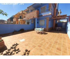 SE VENDE CHALET ADOSADO EN TORRE DE LA HORADADA