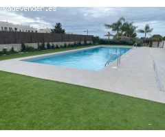 Piso 4 habitaciones + parking + piscina + trastero (SIN MASCOTAS)