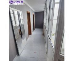 Casa señorial en el centro de Cádiz para reformar.