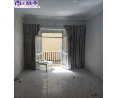 Casa señorial en el centro de Cádiz para reformar.
