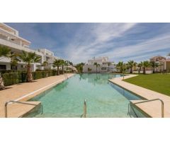 Apartamento de lujo en venta – Cortijo del Golf, El Campanario, Estepona