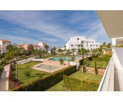 Apartamento de lujo en venta – Cortijo del Golf, El Campanario, Estepona