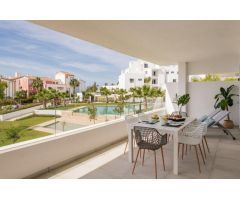 Apartamento de lujo en venta – Cortijo del Golf, El Campanario, Estepona