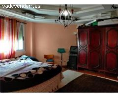 PISO BIEN CONSERVADO EN ZONA MADRIGAL