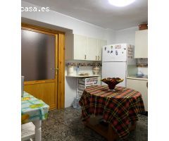 CASA EN VENTA DE DOS PLANTAS EN YESTE