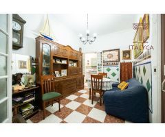 Casa típica Sevillana en el centro de la ciudad