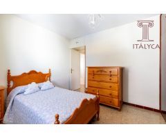 Piso de 4 dormitorios en calle Torreblanca