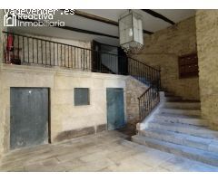 Piso amplísimo en edificio histórico