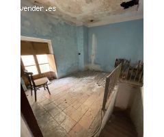 Casa céntrica zona San Francisco en  Liria pueblo