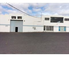 Nave Industrial con Local Comercial en Parcela de 12.000 m² – Puerto del Rosario