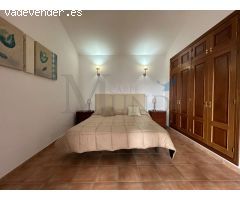 SE VENDE CHALET EN VILLAVERDE