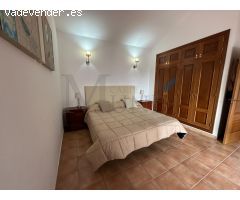 SE VENDE CHALET EN VILLAVERDE