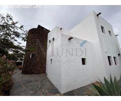 MARAVILLOSA VILLA DE LUJO EN VILLAVERDE