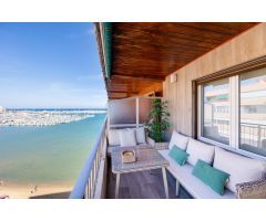 INCREIBLE APARTAMENTO REFORMADO EN PRIMERA LINEA CON VISTAS AL MAR EN EL EDIFICIO NAVAMARES
