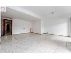 PISO EN CALLE SAN VICENTE FERRER - GRANADA.