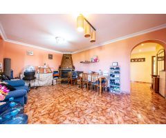 Ámplio piso en un primero sin ascensor en Montuiri con 41m2 de patio