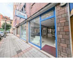LOCAL COMERCIAL CON DOBLE VIDRIERA Y ACCESO EN EL CORAZÓN DE SAMA DE LANGREO