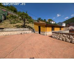 CASA DE DOS PLANTAS CON TERRAZA, FINCA Y MUY AMPLIO GARAJE EN COLLANZO, CONCEJO DE ALLER (ASTURIAS)
