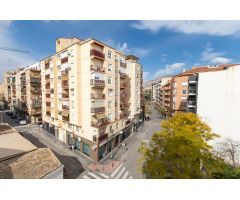 ? ¡OPORTUNIDAD EN EL CENTRO DE ORIHUELA! ? CALLE LUIS BARCALA