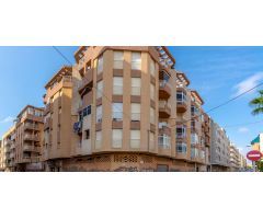Local comercial en Venta en Torrevieja, Alicante