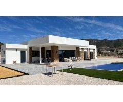 Villa en Venta en San Vicente del Raspeig, Alicante