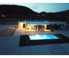 Villa en Venta en San Vicente del Raspeig, Alicante