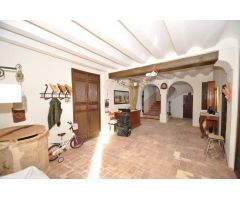 Casa de campo en Venta en Pinoso, Alicante