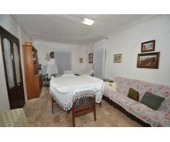 Casa de campo en Venta en Pinoso, Alicante