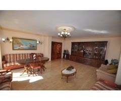 Casa en Venta en Algueña, Alicante