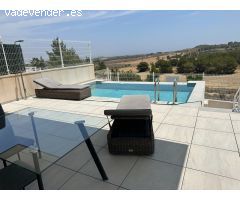 Villa en Venta en San Miguel de Salinas, Alicante