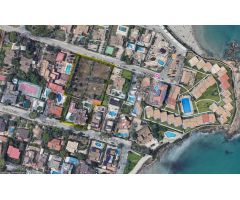 Enorme villa con terreno en la playa de la Zenia