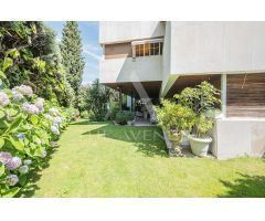 Exclusivo Bajo Dúplex de Esquina con Jardín Privado en El Soto de la Moraleja