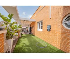 Ático reformado con gran terraza en Las Tablas