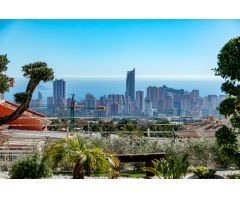 VILLA DE LUJO EN FINESTRAT CON VISTAS AL MAR