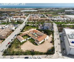 Promoción boutique de viviendas de nueva construcción con piscina privada en Pilar de la Horadada