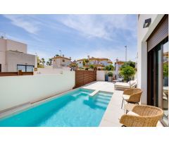 En Venta Villa Independiente seminueva, Ciudad Quesada Rojales - Alicante