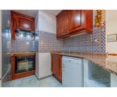 APARTAMENTO (93 m², 5ª PLANTA) CON AMPLIA TERRAZA DE 17 m², PISCINA Y ZONA VERDE.