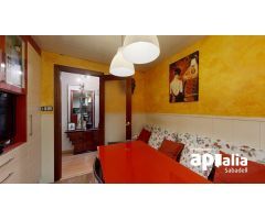 PISO DE 3HAB. EN BARBERÀ  Y  CON BALCÓN!!!