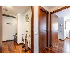 ESPECTACULAR ÁTICO DÚPLEX CON 4 AMPLIAS ESTANCIAS Y 3 TERRAZAS EN CREU ALTA!!!