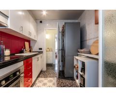 ¡Descubre la libertad de vivir en Can Rull! Piso de 4 habitaciones en Sabadell