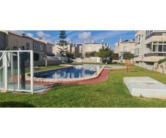 ???? Casa en planta baja con solárium cerrado en Aguas Nuevas