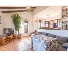 MARAVILLOSO CHALET INDEPENDIENTE CON PISCINA