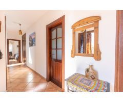 MARAVILLOSO CHALET INDEPENDIENTE CON PISCINA