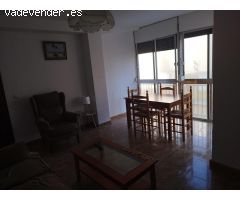 Piso zona Zapillo para estudiantes 4 dorm.