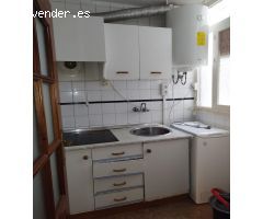 Piso zona Zapillo para estudiantes 4 dorm.