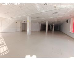Local comercial en Venta en Oviedo, Asturias