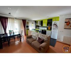 CASA EN EL CENTRO DE ARCAS