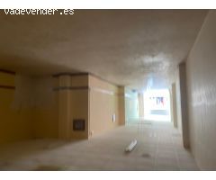 LOCAL COMERCIAL EN ZONA PEATONAL