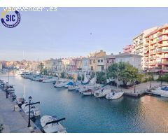 Vivienda en venta en Port Saplaya con vistas a la dársena