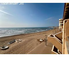 Ático dúplex en primera línea de playa en La Mata